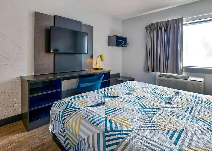 Motel 6-Milwaukee, Wi - Glendale
